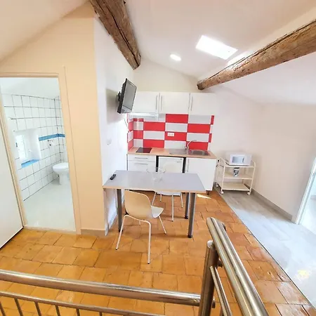 Apartament Agathois-3