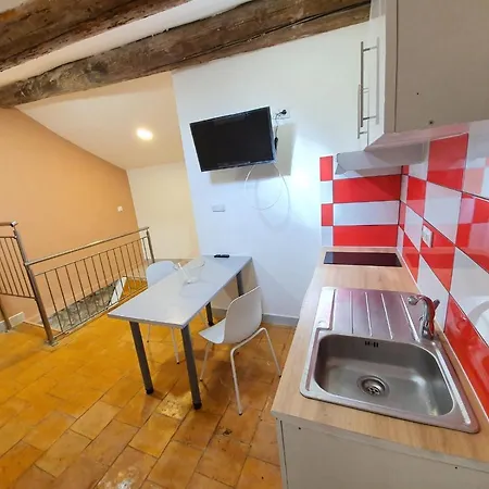 Apartament Agathois-3 *